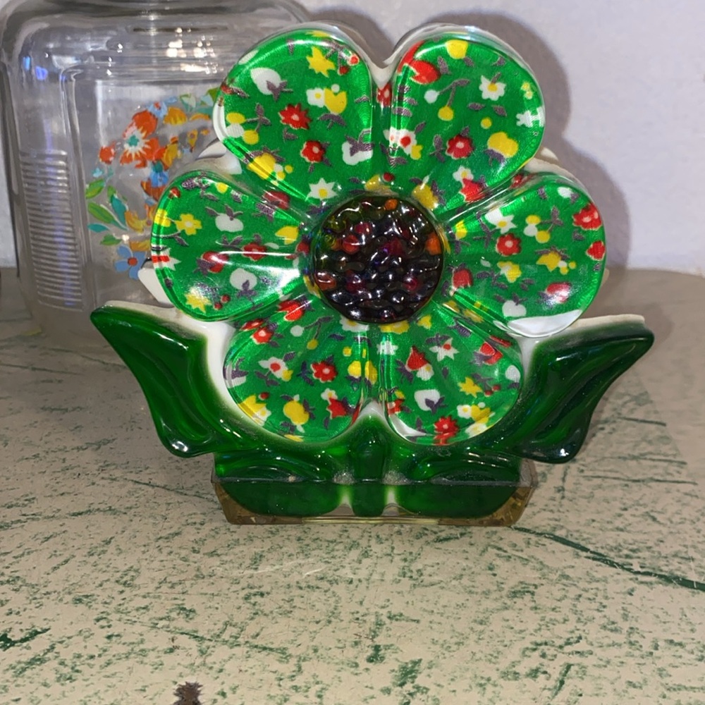 Vintage MCM resin Lucite green flower napkin holder or letter holder